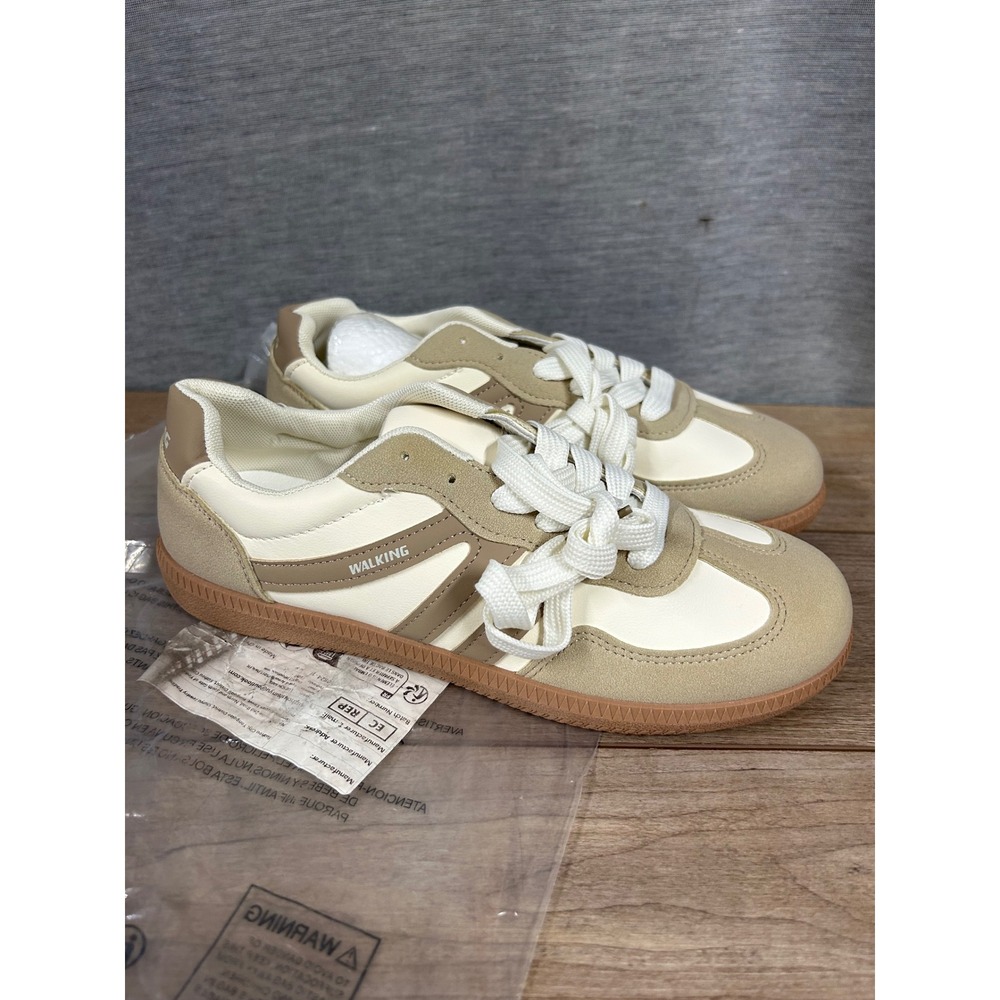 Walking Beige Cream Low Top Retro Style Sneakers Gum Sole Size EU 39 NEW